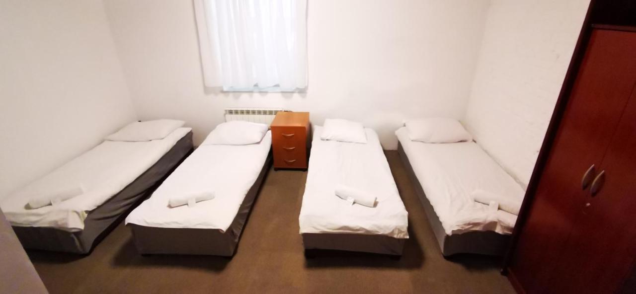 Hostel Warszawa-Ursus Екстериор снимка