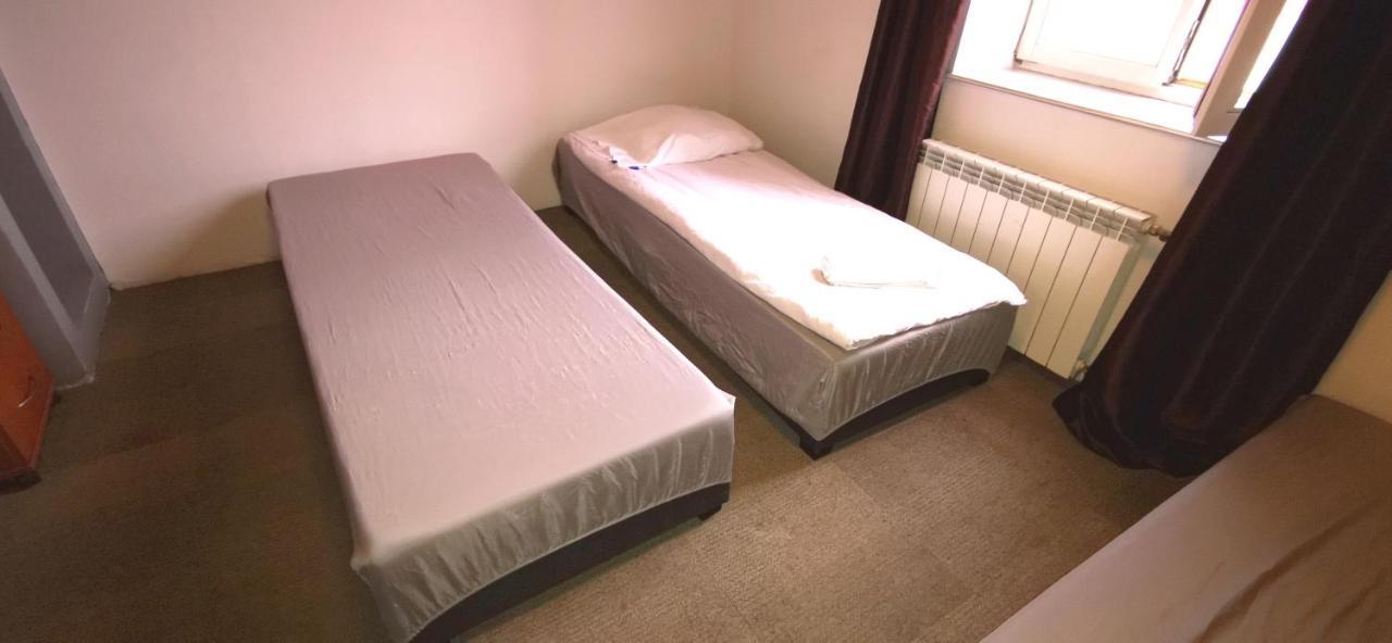 Hostel Warszawa-Ursus Екстериор снимка
