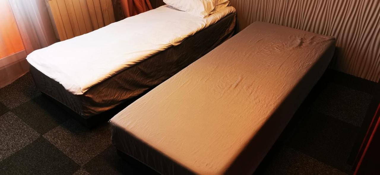 Hostel Warszawa-Ursus Екстериор снимка